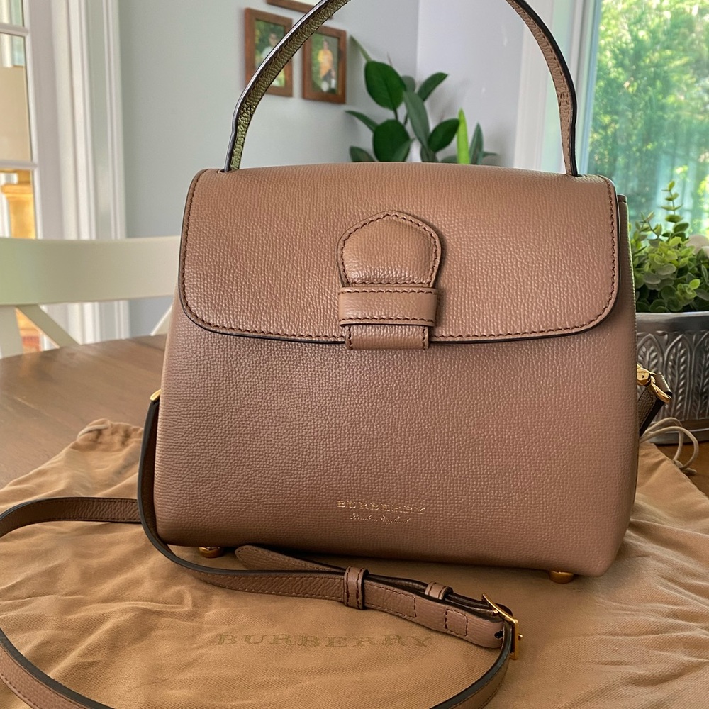 Burberry leather handbag cream